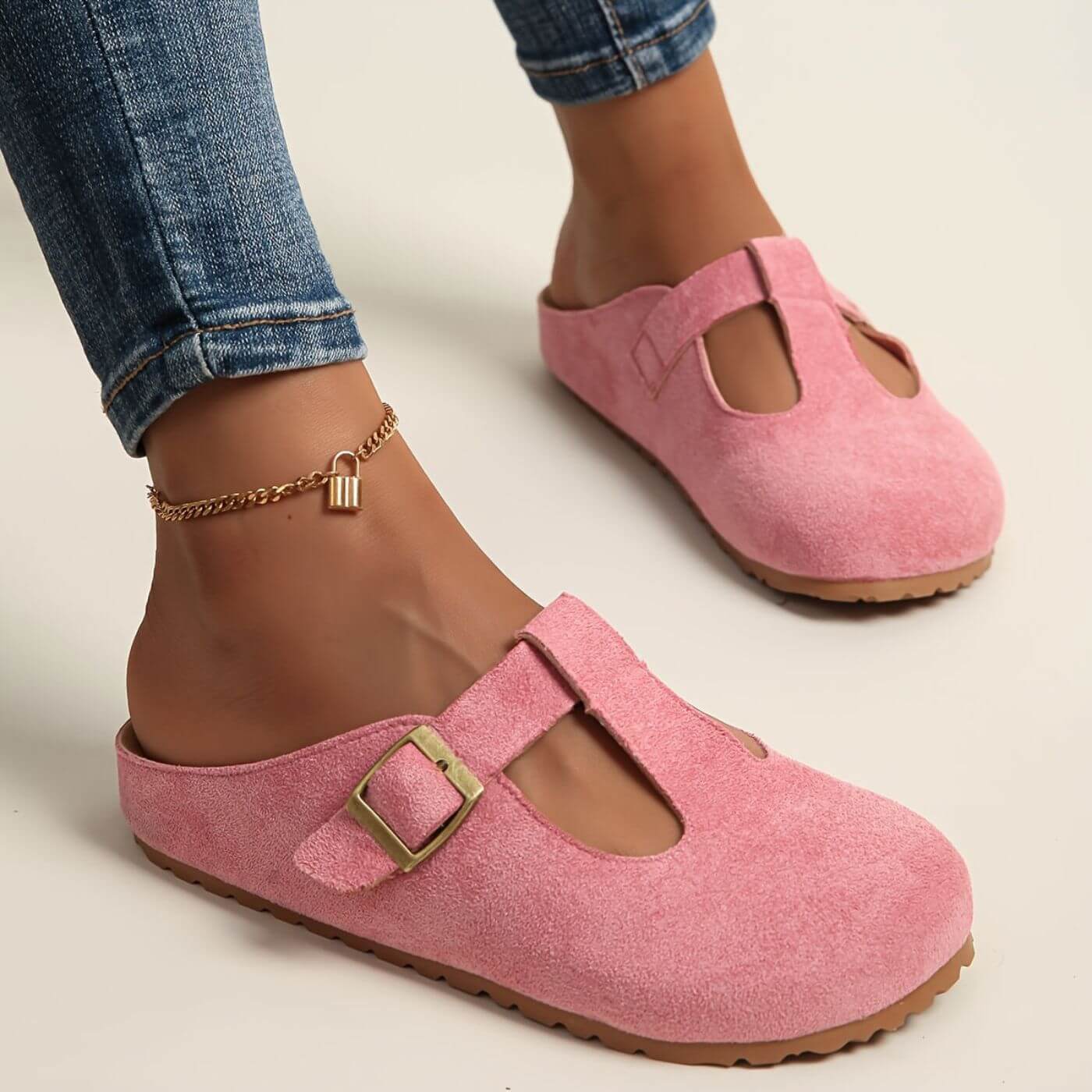 Mara Comfort Clogs