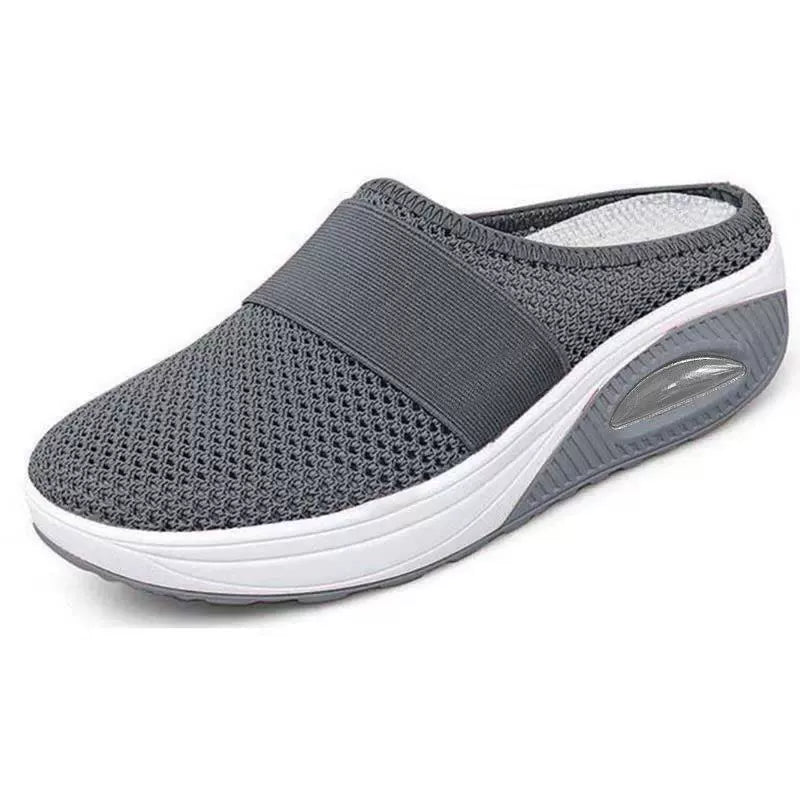 Maris Cushioned Clogs