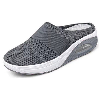 Maris Cushioned Clogs