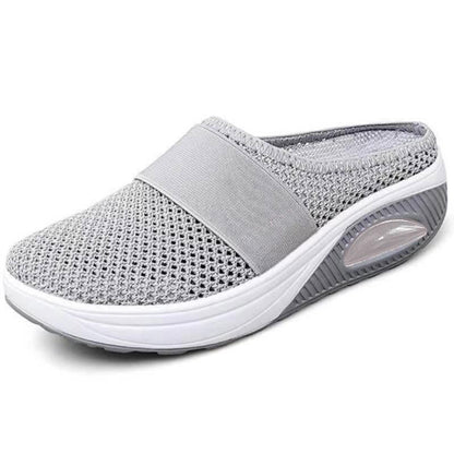 Maris Cushioned Clogs